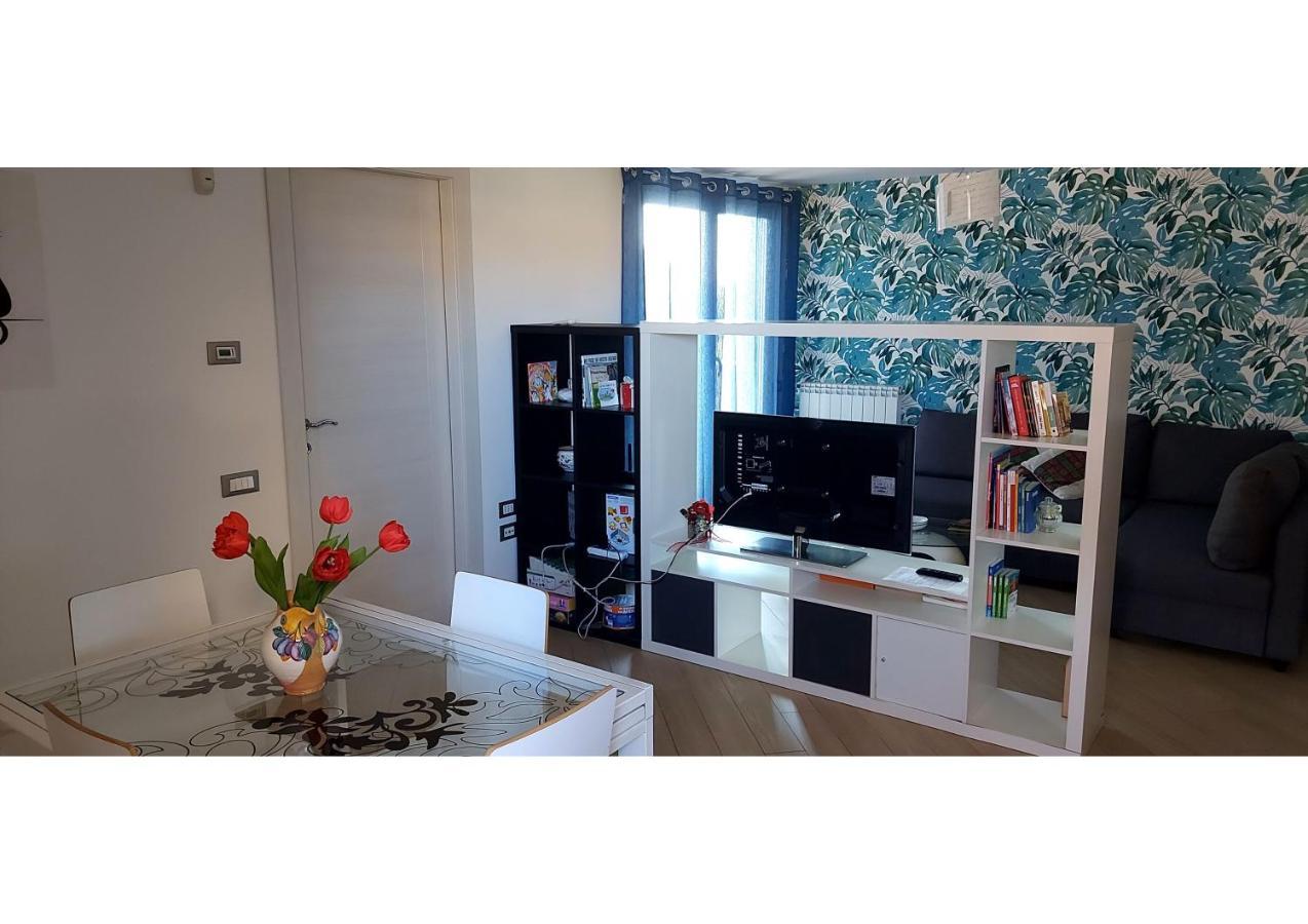 Apartamento Attico Con Terrazzo Roma Exterior foto